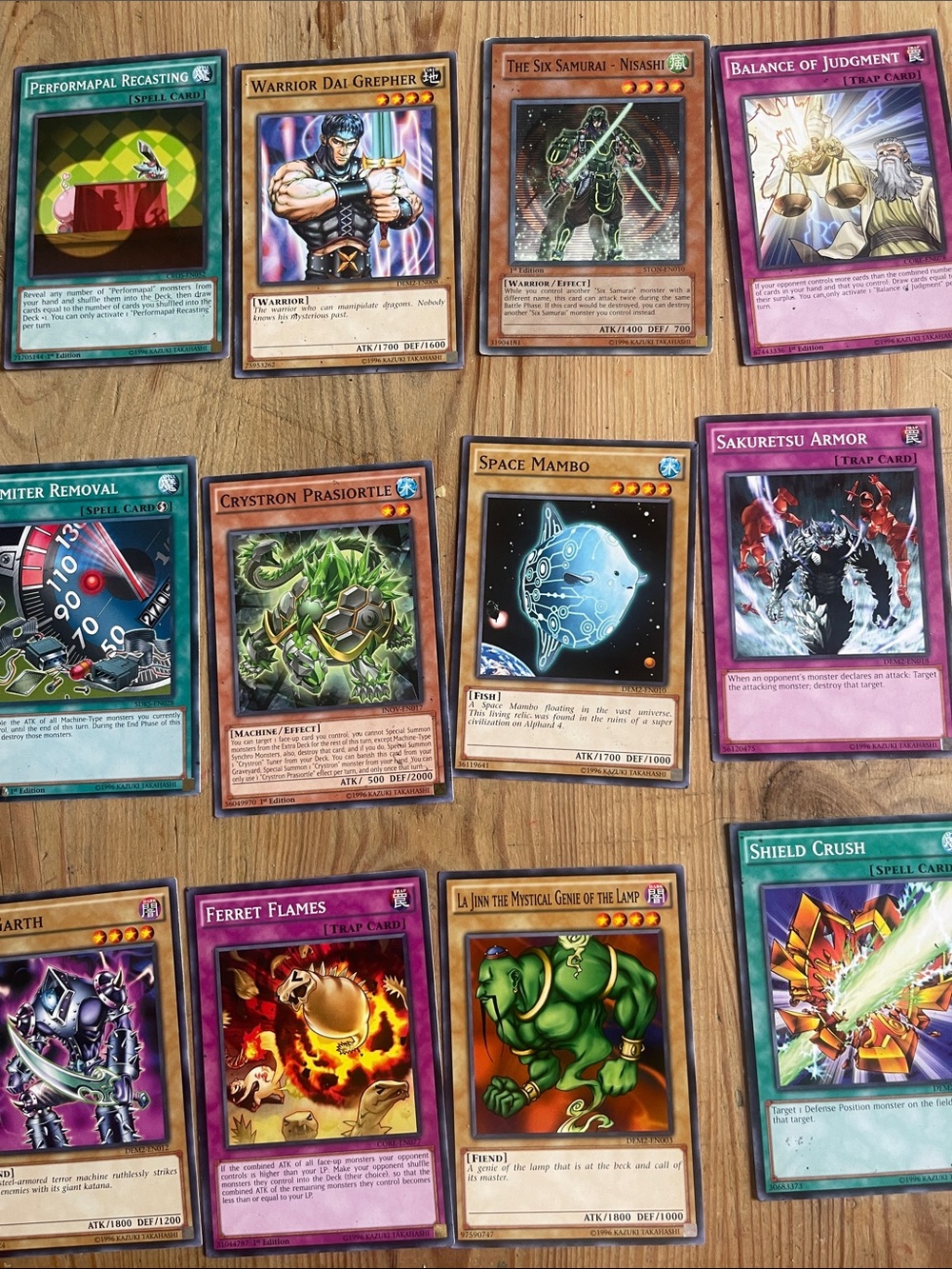 Yu-Gi-Oh! Mixed Trading Card Lot - Assorted Monsters & Spells